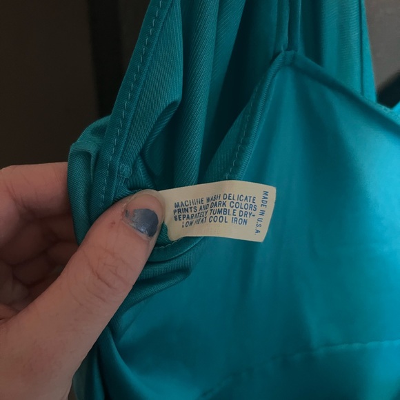 Vanity Fair Maxi Dress - Picture 6 of 7